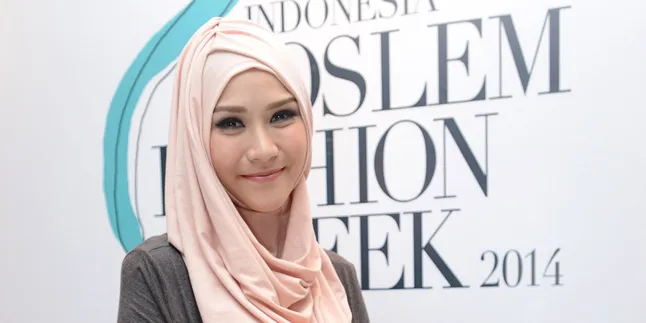 Zaskia Adya Mecca Empat Tahun Berturut-Turut Tak Puasa Zaskia Adya Mecca Empat Tahun Berturut-Turut Tak Puasa