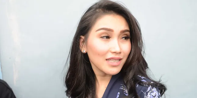Zaskia Gotik Masih Rahasiakan Sosok Pacar, ini Kata Ayu Ting Ting