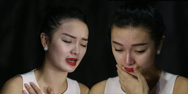 Zaskia Gotik Sodorkan Dada ke Arah Pria, 'Pesbukers' Ditegur KPI