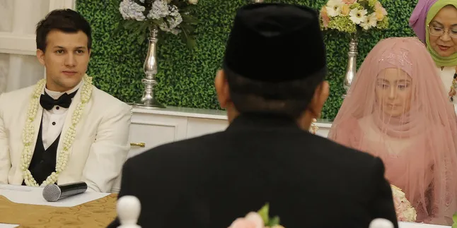 Zaskia-Irwansyah: Semoga Ini Pernikahan Risty Tagor Yang Terakhir Zaskia-Irwansyah: Semoga Ini Pernikahan Risty Tagor Yang Terakhir