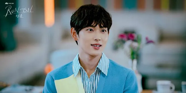 12 Drama Korea Day 1 Masuk Kerja, Ada Nervous Dibalut Aksi Kocak Teman Kantor