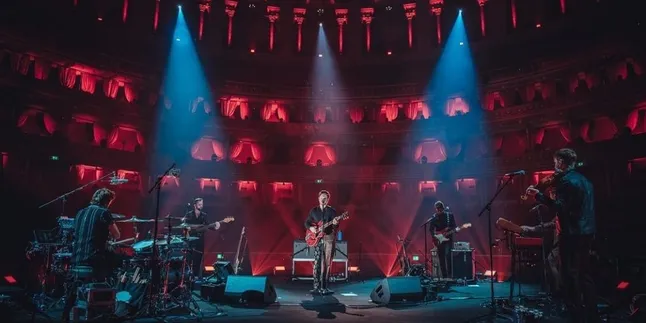Stop Concert 7 Portraits of Top Musicians Who Are Willing to Stop Concerts for the ...