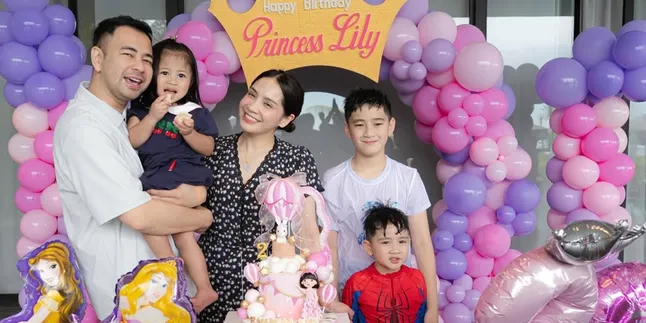 7 Potret Ulang Tahun Lily Putri Raffi-Gigi, Dekorasinya Meriah Bertema Princess Disney