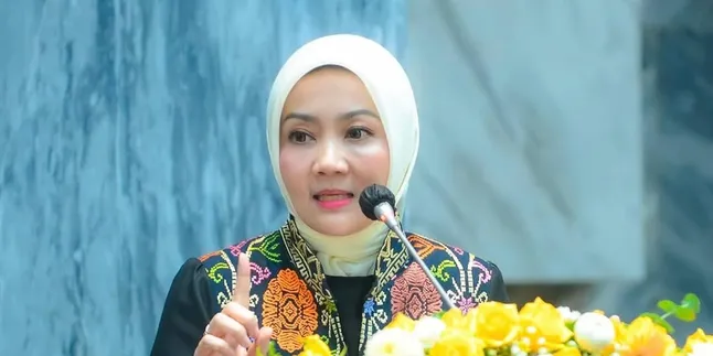 Atalia Praratya Bantah Gugatan Cerai ke Ridwan Kamil karena Lisa Mariana, Kompak Absen Sidang