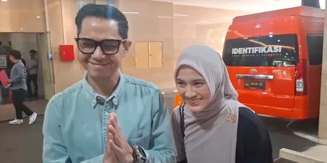 Dude Harlino & Alyssa Soebandono Dicecar Puluhan Pertanyaan Terkait Kasus Penipuan Rp 2,4 Triliun