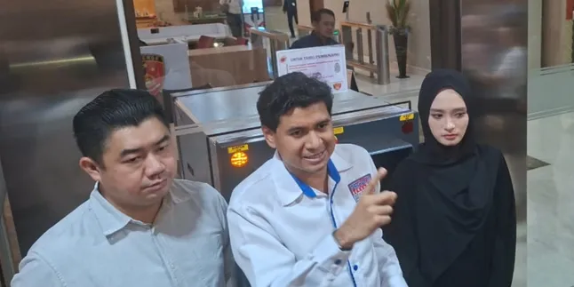 Inara Rusli Selesai Jalani Pemeriksaan di Polda, Curhat Alami Kram Dada