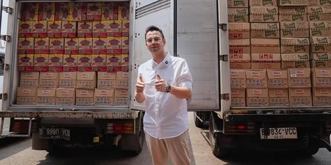 Momen Raffi Ahmad Ngobrol Bareng Ferry Irwandi, Noda Tinta Bocor di Saku Bikin Salfok