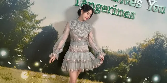 Pesona IU Bak Peri, Selalu Memukau dalam Balutan Gaun