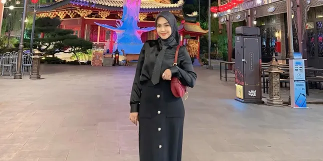 Ria Ricis Hibur Anak-Anak Korban Banjir di Padang, Dapat Sambutan Hangat