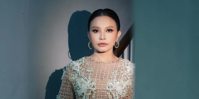 Rossa Bantah Hoaks Operasi Plastik, Tim Hukum Lacak Alamat Haters hingga IMEI