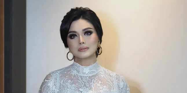 Rumah Tamara Geraldine Kebanjiran 2 Meter, Dijemput Perahu SAR Demi Tetap Melayani Ibadah