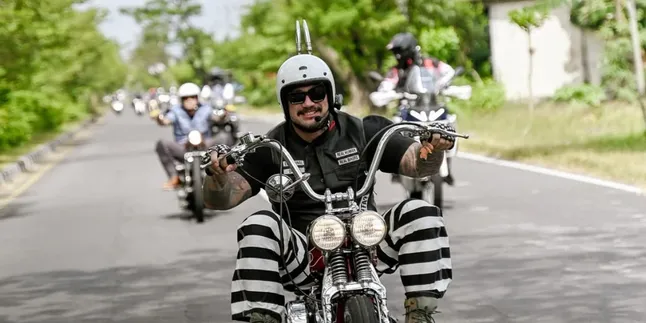 Tora Sudiro Berusia 52 Tahun, Siapkan Dana Pensiun - Mulai Jual Koleksi Motor!