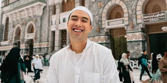 Visa Haji Mendiang Vidi Aldiano Keluar, Keluarga Putuskan Badal Haji