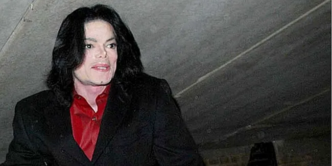 Rumah Michael Jackson Bakal Jadi Graceland