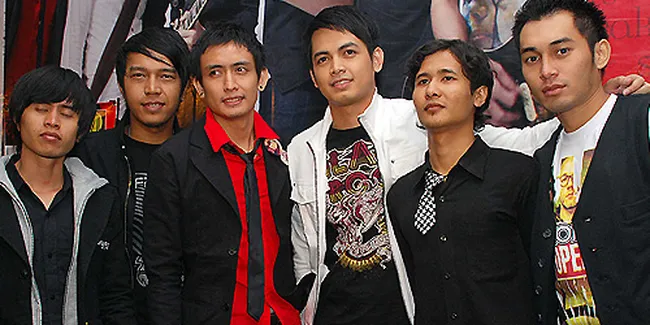 Vokalis Speakers Ogah Disamakan Dengan Ariel