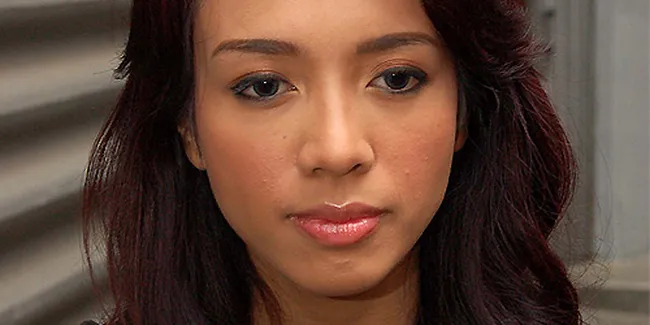 Dea - Ariel Belum Ada Rencana Punya Anak