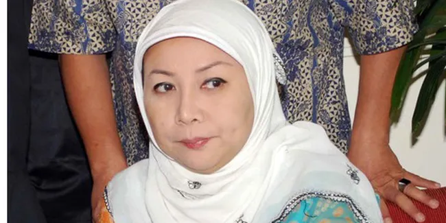 Mantan Orang Kepercayaan Ibu Manohara Ungkap Fakta