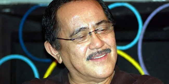 Frans Tumbuan: Urusan Komersil Albert Nomor 10