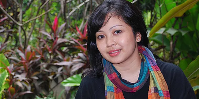 Era Soekamto: Alena Seperti Bunglon