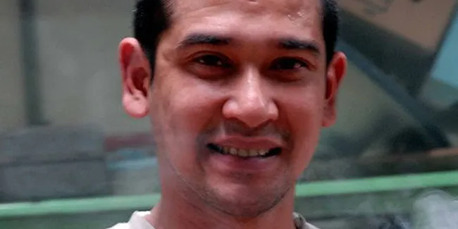 Abi Yapto Gaet Istri Ferry Irawan