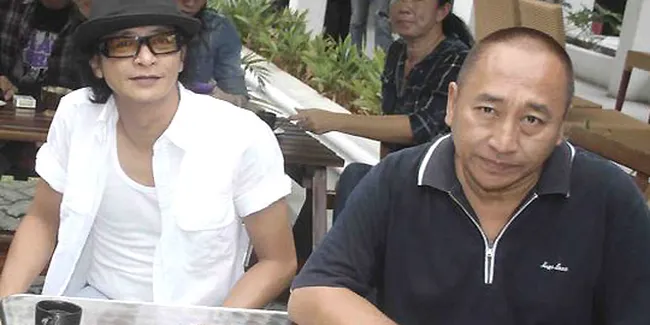 Teddy Sujaya Siapkan Konser 35 Tahun Perjalanan Karirnya