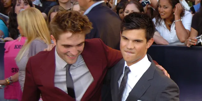Tanpa Stewart, Pattinson-Lautner Akur di TCA