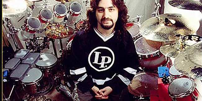 Ini Dia Alasan Mike Portnoy Hengkang Dari Dream Theater!