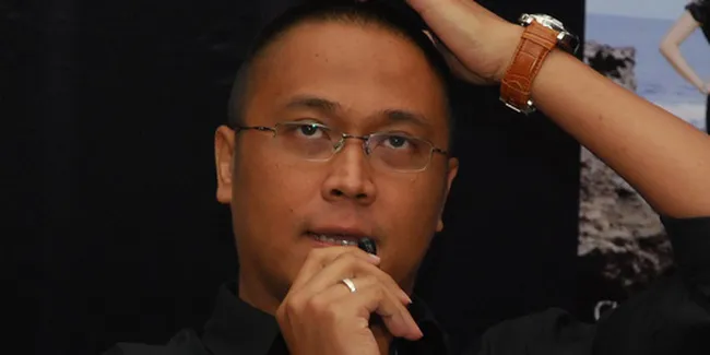 Rudi Soejarwo: Para Model Ini Lebay Dot Com!