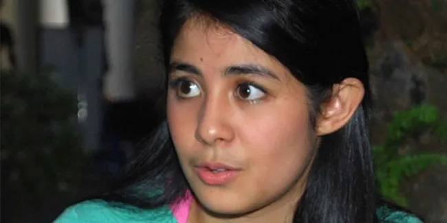 Risty Tagor Gelar Pengajian Jelang Pernikahan