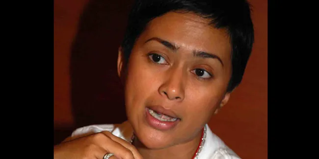 Lupa Adegan Berkelahi, Sarah Sechan Improve Sendiri