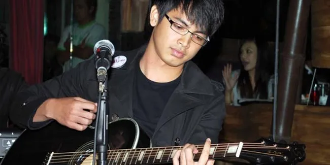 Aji Mumpung Tommy Kurniawan