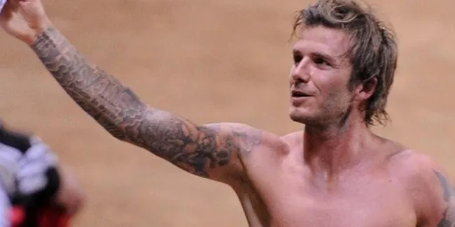 David Beckham Pamerkan Celana Dalam ke Ellen DeGeneres