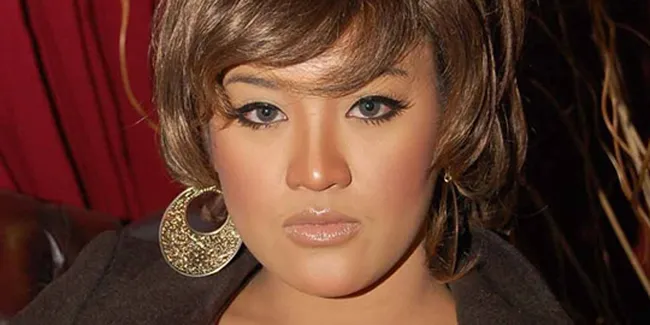 Ina Kamarie Ingin Dikenal Secara Lebih Personal