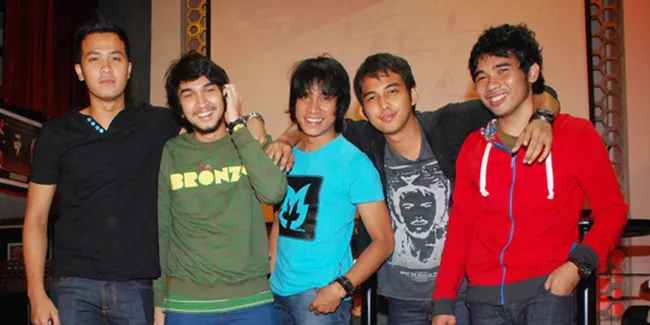 Lyla Band Cari Tawaran Sepadan di Tahun Baru