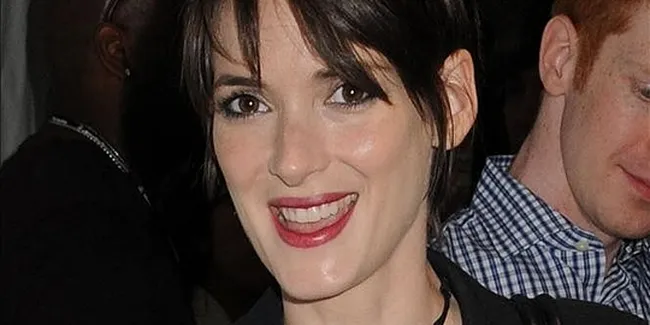 Winona Ryder Takut Teknologi Modern