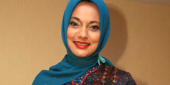 Beri Hadiah ke Ikang, Marissa Haque Malah Dikasih Surprise