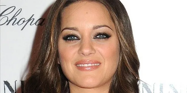 Marion Cotillard Gabung 'THE DARK KNIGHT RISES'