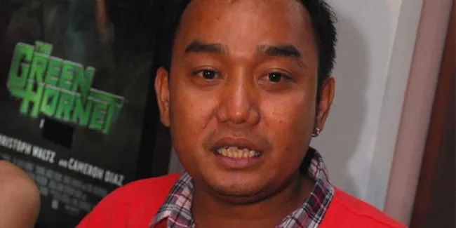 Azis Gagap Melawak Demi Bangun Pesantren