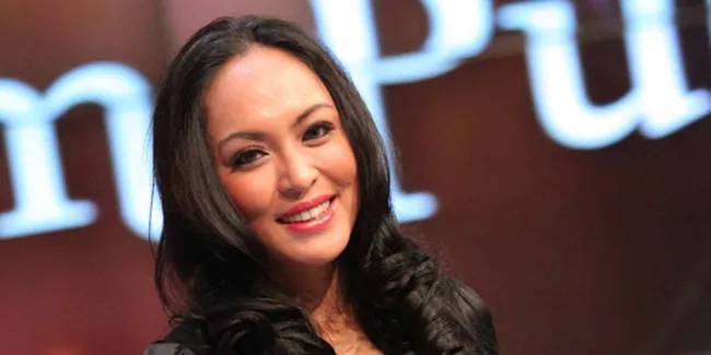 Angie Pakai Hitam Hingga 100 Hari Adjie