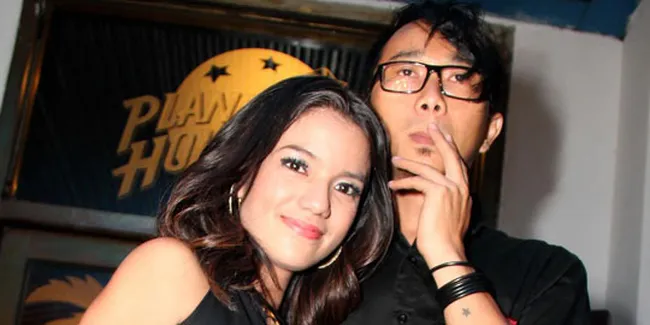 Follow @kapanlagicom, Dapetin Foto Pre-Wedding Sheila Marcia!