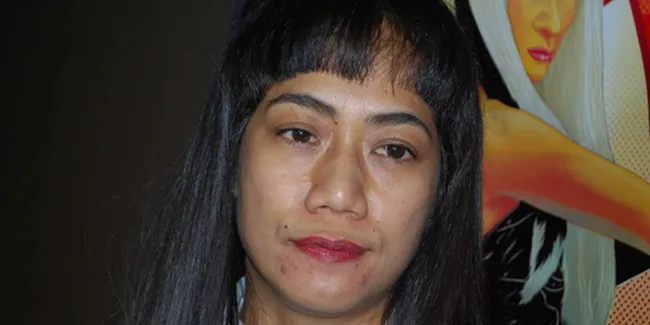 Nia Dinata Dipusingkan Bea Cukai