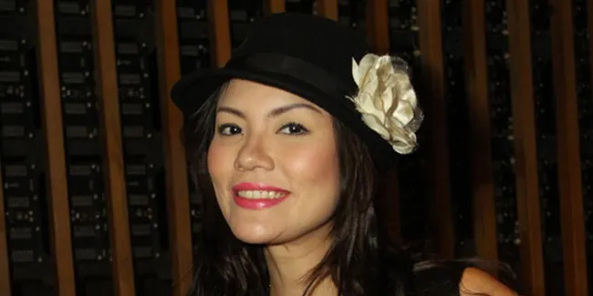 Aline Adita Pacaran Dengan Chef Juna?