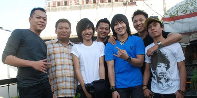 Dodhy Kangen Band Beri Warna Beda di Hitller