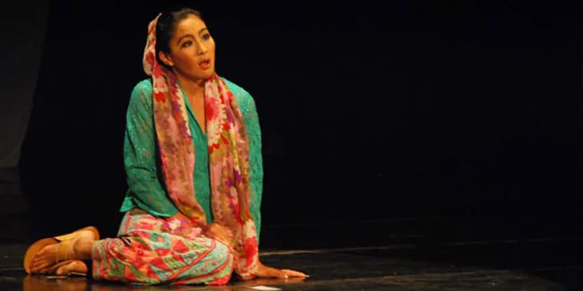 Olivia Zalianty: Berita Itu Melecehkan Pers Sendiri