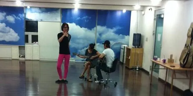 Ketika BoA Diajari Jungmo Gitar, Heechul ...