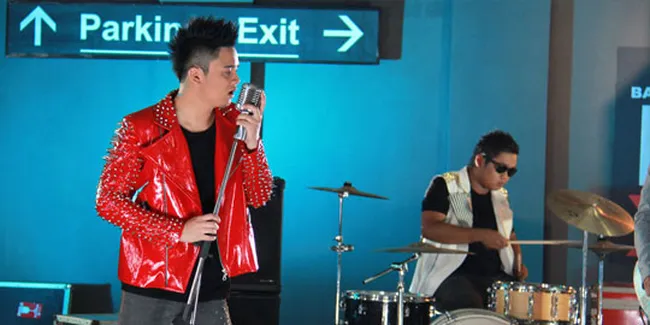 Derby & The Revolution Belum Ingin Duet Bareng Gita