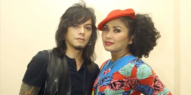 Titi DJ - Ovy Rif Tetap Lebaran Bersama