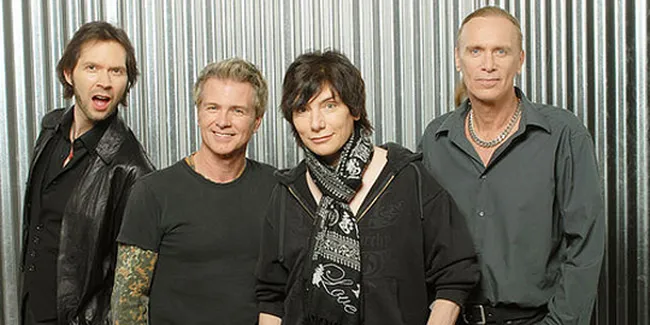 Fans Minta Konser Mr BIG Ditaruh di Luar Jakarta