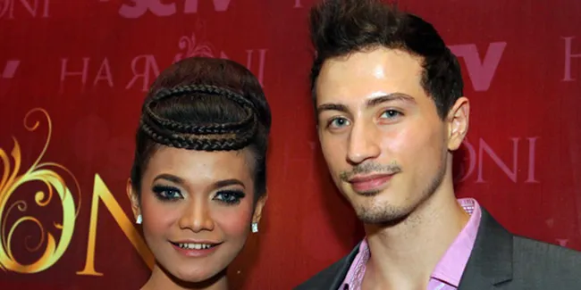 Citra Idol Gandeng Bule di Konser Harmoni