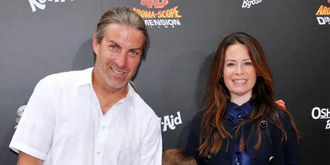Holly Marie Combs Bercerai Setelah 7 Tahun